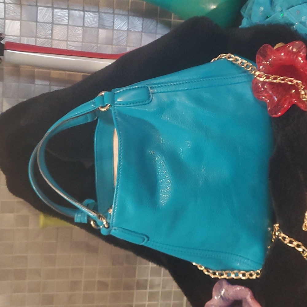 Gucci Soho Bag Includes COA - Picture 3 of 17